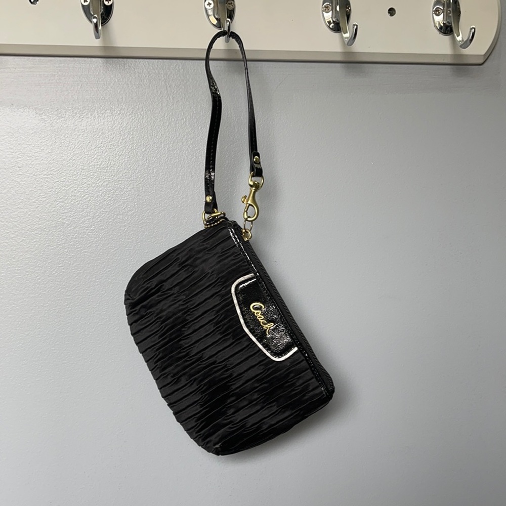 Wristlet